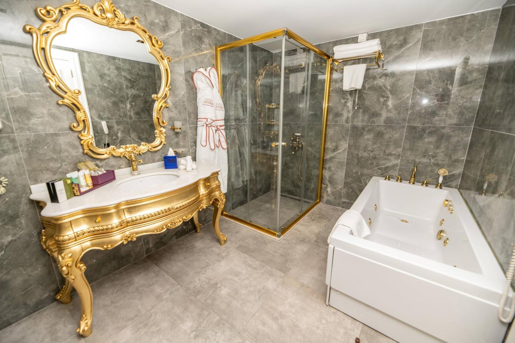 Grand Opera Hotel & Casino & Spa Кіренія Екстер'єр фото